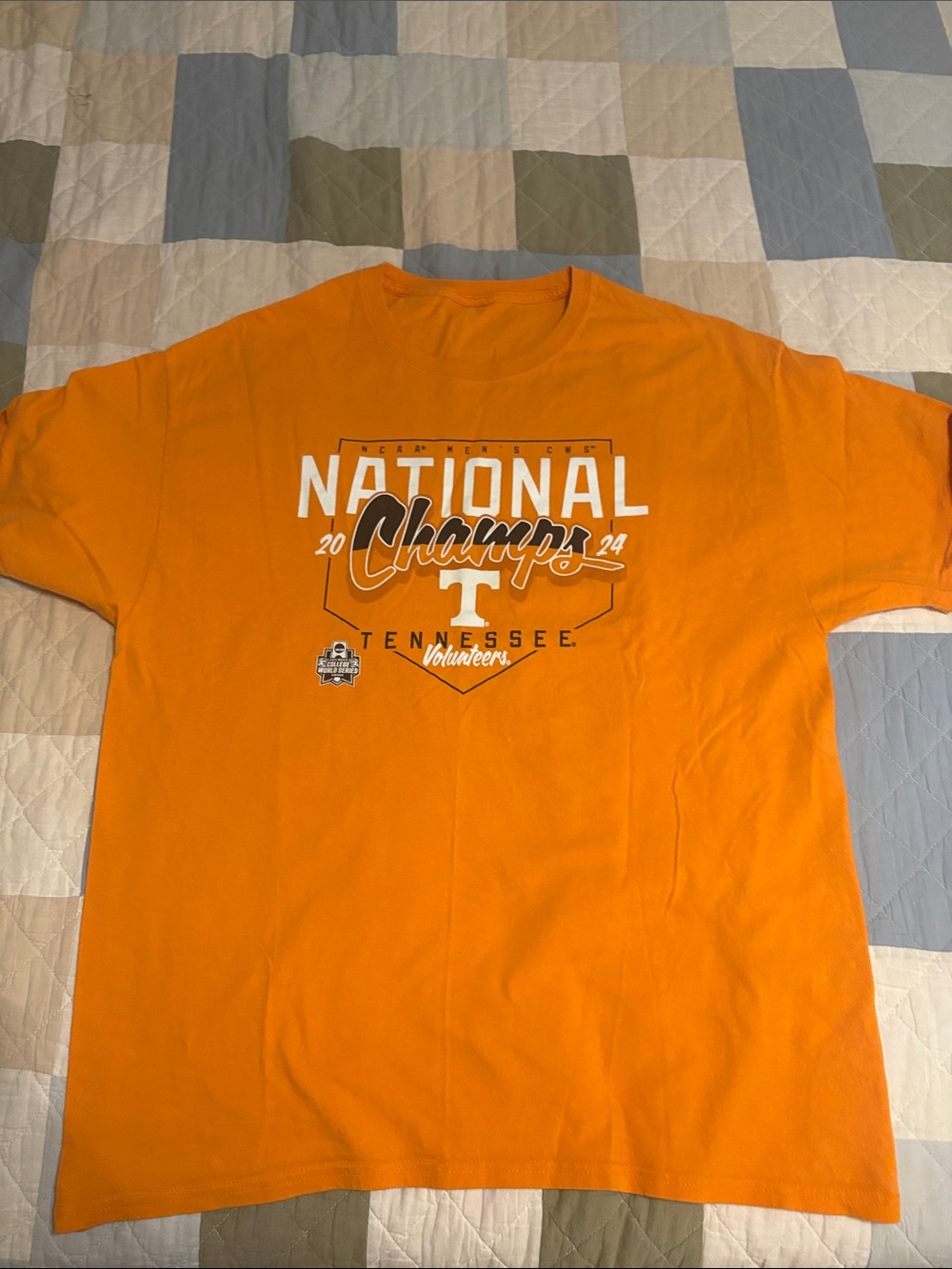 Tennessee Volunteers Baseball Men’s XL Orange "National Champs" T-Shirt